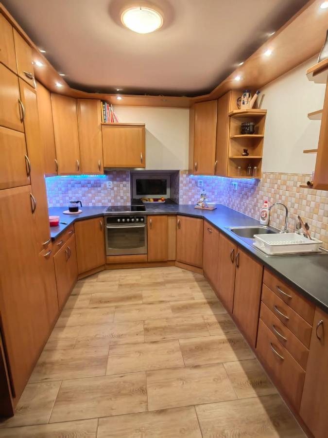 Jesenka Holiday home Cachrov